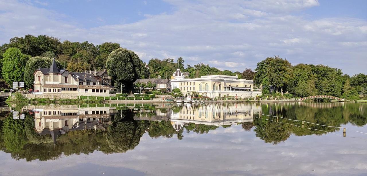 Studio Avec Superbe Vue 5Min A Pied Des Thermes Bagnoles de l'Orne Normandie Exterior foto